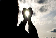 虎扑体育：加兰39分骑士8连胜送雄鹿6连败 绿军大胜老鹰.